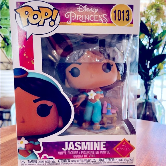 HP FUNKO POP / Ultimate Princess Disney Jasmine #1013 w/ Protector - Picture 4 of 10